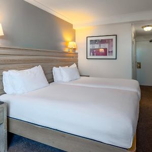 Double or Twin Room Partial Sea View